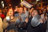 Argentina's Economic Collapse: Social Genocide [Memoria del saqueo] (2004)