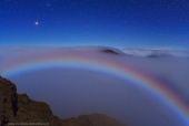 Astronomy Picture of the Day: Mars and a Colorful Lunar Fog Bow