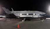 Boeing X-37B after landing at Vandenberg AFB (3 Dec 2010)