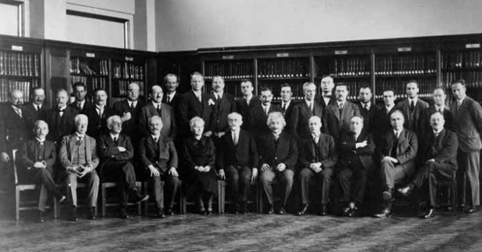 
	1930 Sixth Solvay Conference on Physics

	E. Herzen, E. Henriot, J. Verschaffelt, C. Manneback, A. Cotton, J. Errera, O. Stern, A. Piccard, W. Gerlach, C. Darwin, P.A.M. Dirac, E. Bauer, P. Kapitsa, L. Brillouin, H. A. Kramers, P. Debye, W. Pauli, J. Dorfman, J. H. Van Vleck, E. Fermi, W. Heisenberg
	Th. De Donder, P. Zeeman, P. Weiss, A. Sommerfeld, M. Curie, P. Langevin, A. Einstein, O. Richardson, B. Cabrera, N. Bohr, W. J. De Haas