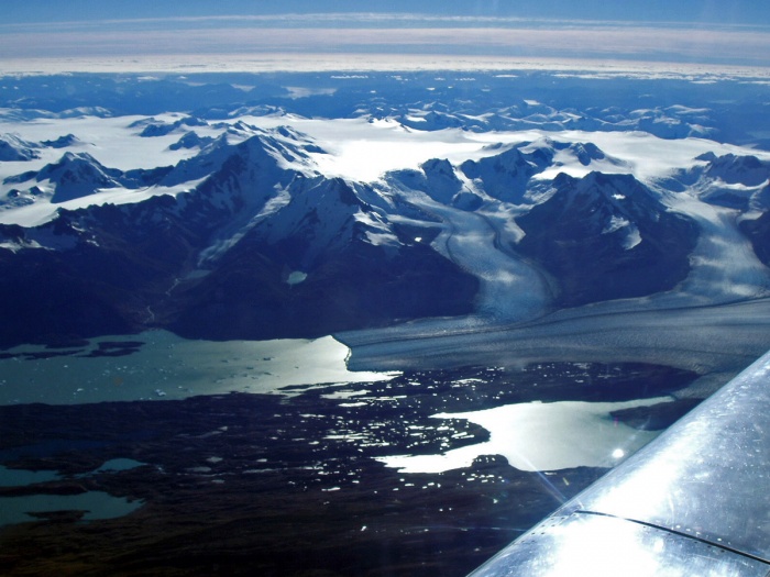 
	The Upsala Glacier is a large valley glacier in Argentina's Los Glaciares National Park. It flows out from the Southern Patagonian Ice Field, which also feeds the nearby Perito Moreno Glacier. The terminus of the glacier is at Lago Argentino.
	
	Source: Wikipedia