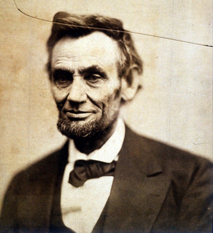 
	Abraham Lincoln (February 5, 1865)
	

	Abraham Lincoln, about 2 months before his assassination. It is interesting to note the dramatic change in the facial features of the president, particularly when we compare with the photo taken only two months later, in April 1865, seen here.

	Photographer: Alexander Gardner
	Date: February 5, 1865
	Place: Washington, D.C.